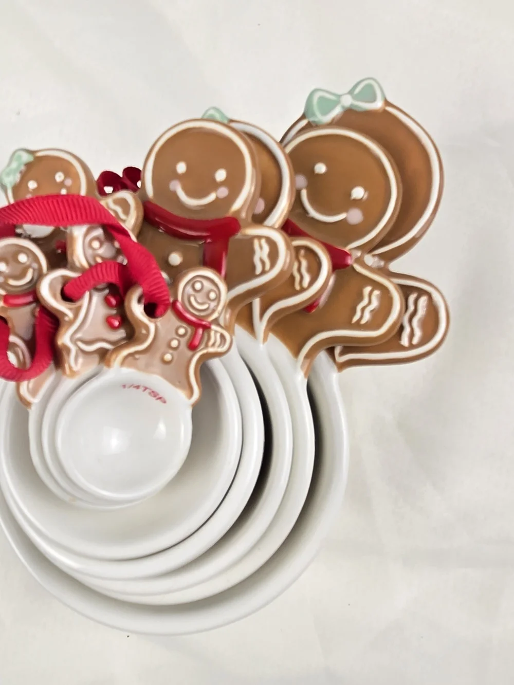 St. Nicholas Square Gingerbread Measuring Cups and Spoons Complete Set